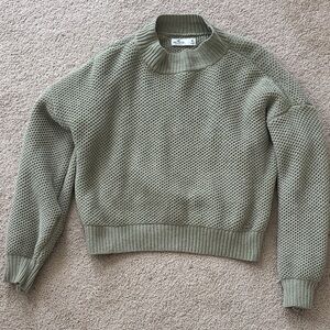 Hollister Olive Green Textured Knit Turtleneck Sweater